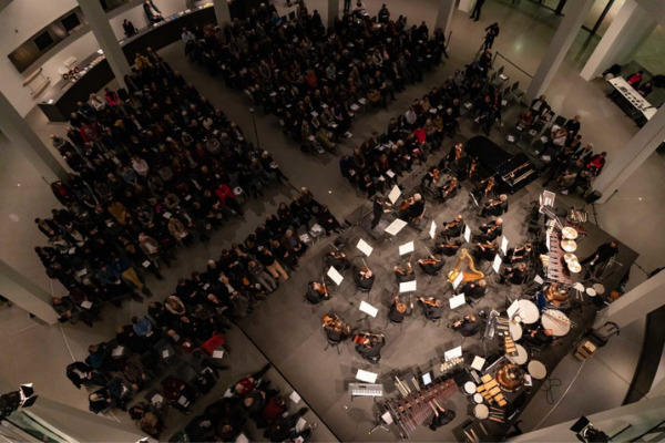 Das MKO in der Rotunde der Pinakothek der Moderne